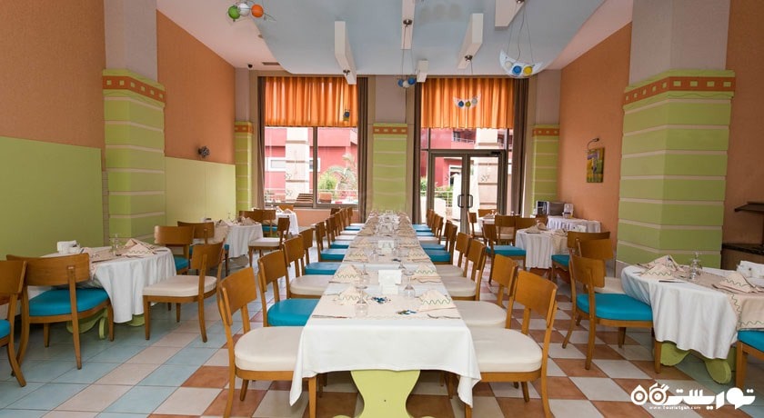 نمایی از رستوران سرپوشیده هتل